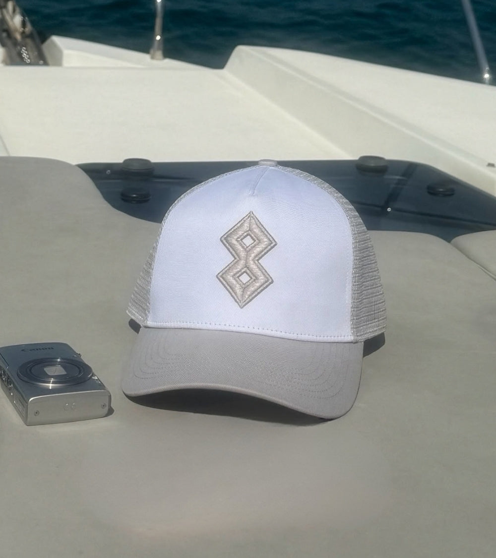 CLASSIC CAP - STONE GREY / WHITE